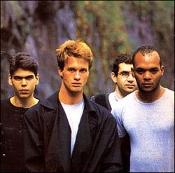 [Legião Urbana] Que Pa&iacute;s &Eacute; Este